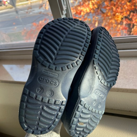 Crocs - Picture 2 of 4